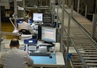 Près de Montpellier, Smaaart donne une seconde vie aux smartphones 