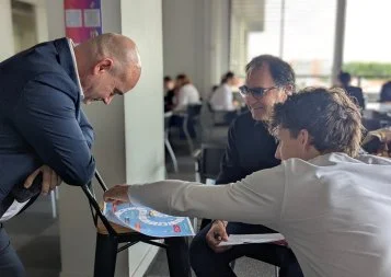 « On ne veut pas d'un emploi pour la vie » : les jeunes toulousains face au Medef Occitanie