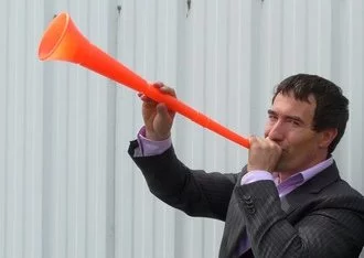 Les vuvuzelas seront des manifs toulousaines