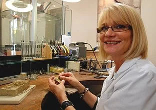Régina Stellmach, une créatrice maître artisan d'art, et fière de l'être