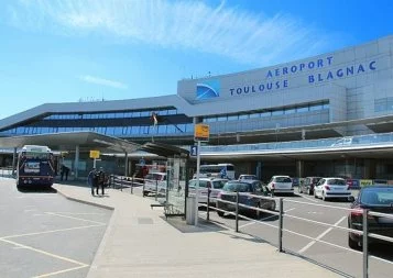 Trois abandons dans la course à l'aéroport de Toulouse-Blagnac