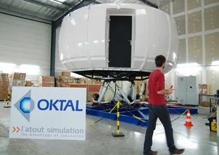 Un simulateur automobile géant pour Oktal Toulouse