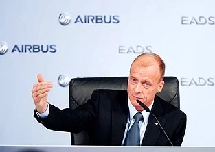 Airbus : des résultats records, mais des querelles de succession