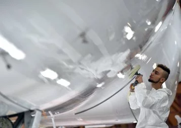 Peinture d'avions. L'avenir se dessine en couleurs pour Sabena Technics