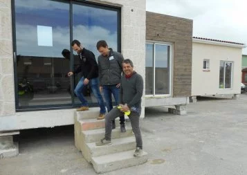 Grande première nationale : une maison modulaire autonome en énergie née dans le Tarn