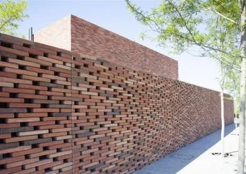 Terres Cuites du Savès habille les façades toulousaines