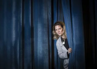 Juliette Deschamps réinvente la scène du théâtre Saint-Louis 