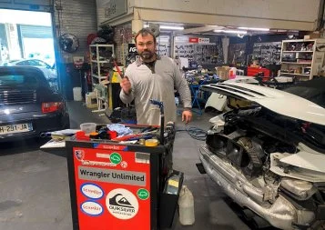 Reconversion : Nicolas Mas, ou comment « Le Bus » est devenu mécano
