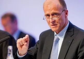 EADS : la branche espace et défense va perdre 5800 postes, dont près d'un tiers en France