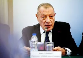 Aéronautique : les premières mesures du Grenelle de l'emploi industriel
