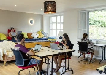 Coworking : Pyren'escape, du coliving montagnard pour travailleurs nomades