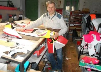 Graulhet. Vidal Sport fabrique la combinaison de motard made in Tarn