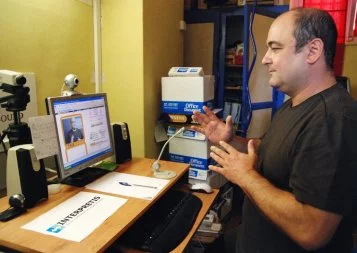 Recherche interprète en langue des signes désespérément