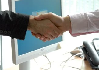 7/8. Salaires : Ils ont été (fortement) augmentés... sans même avoir négocié !