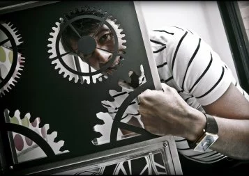 Jean-Luc Bernerd remet LIP au présent