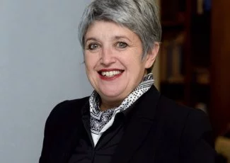 Evelyne Parent, des chiffres et du plâtre
